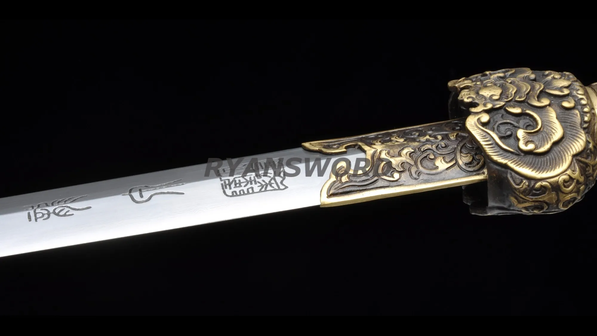 Small Jin Fu Jian Chinese Sword Double Edge Ebony Scabbard Hand